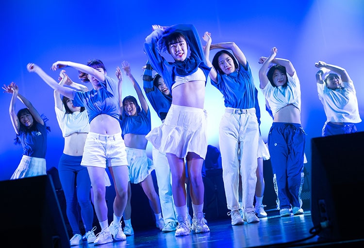 ダンスパフォーマンスの様子