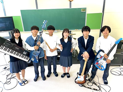 band χ