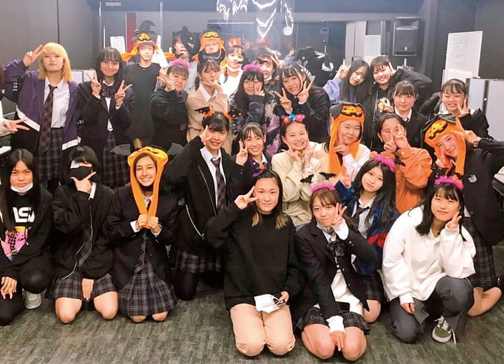 学校生集合写真